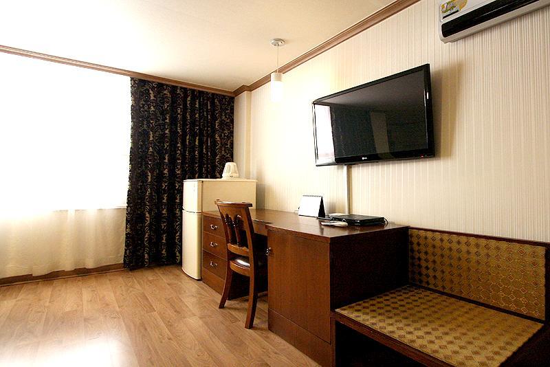 Changwon Olympic Hotel Exterior foto